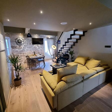 ˇdcˇ Modern Apartment Near The Church Rovinj Buitenkant foto