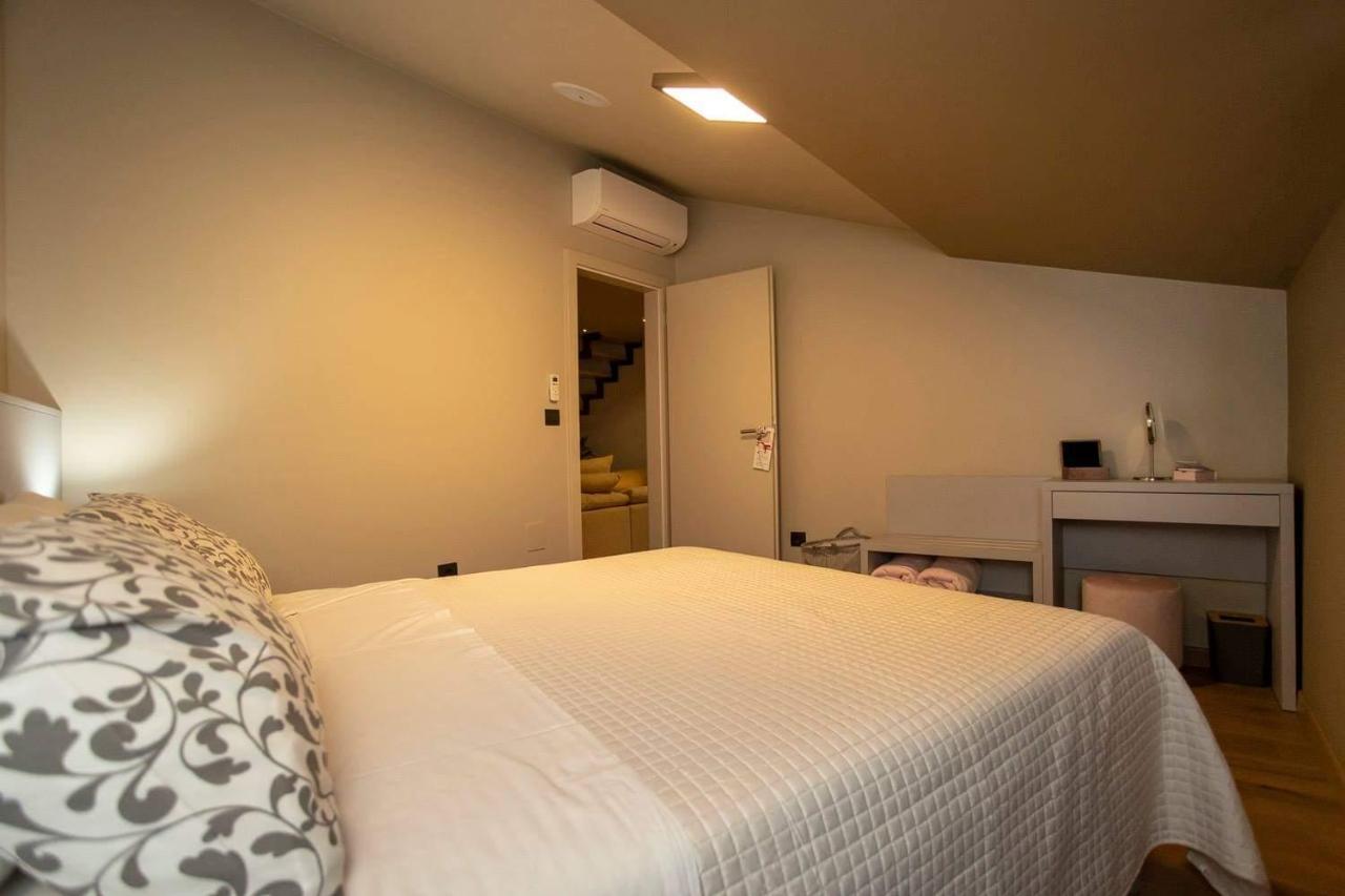 ˇdcˇ Modern Apartment Near The Church Rovinj Buitenkant foto