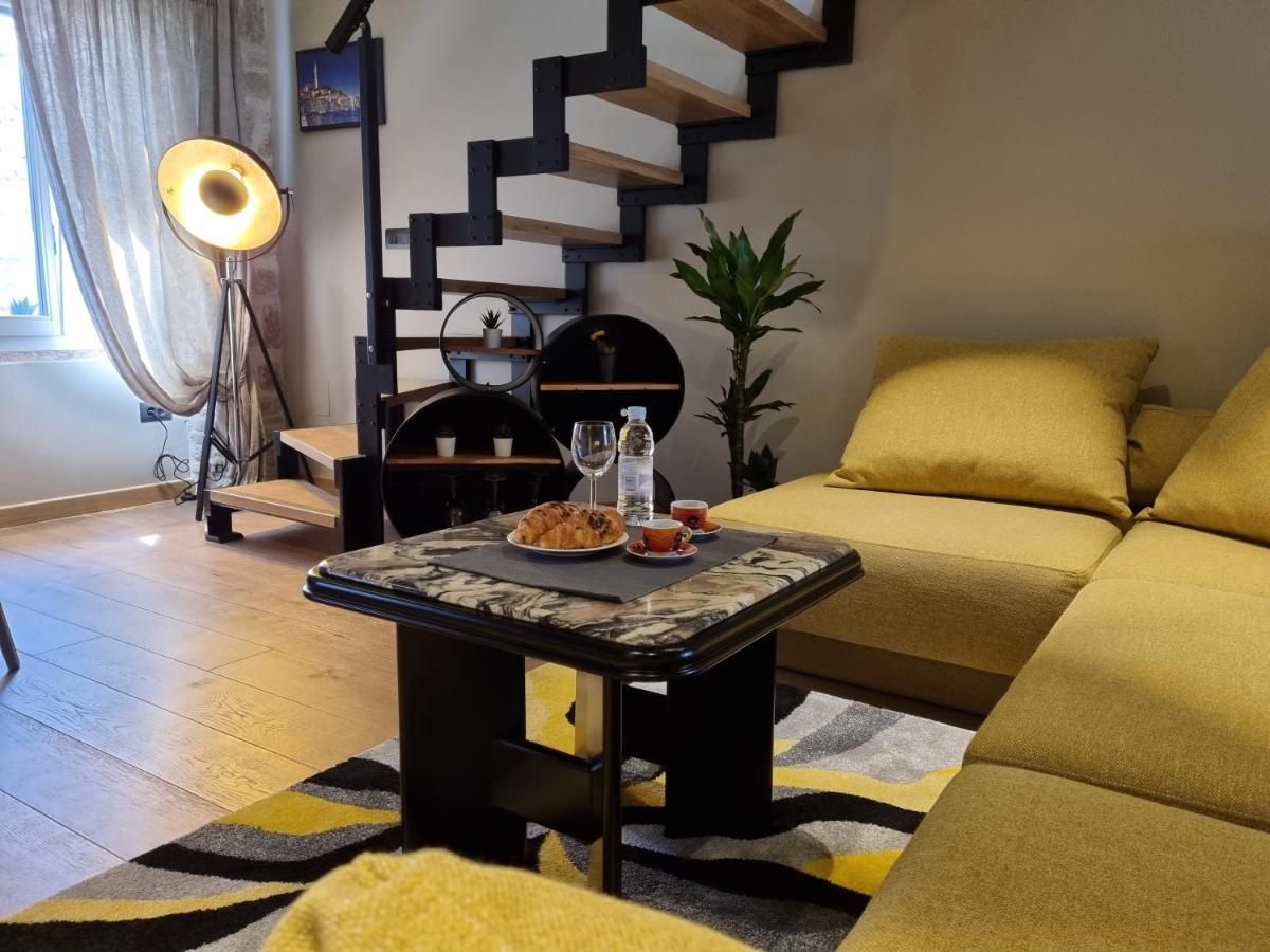 ˇdcˇ Modern Apartment Near The Church Rovinj Buitenkant foto