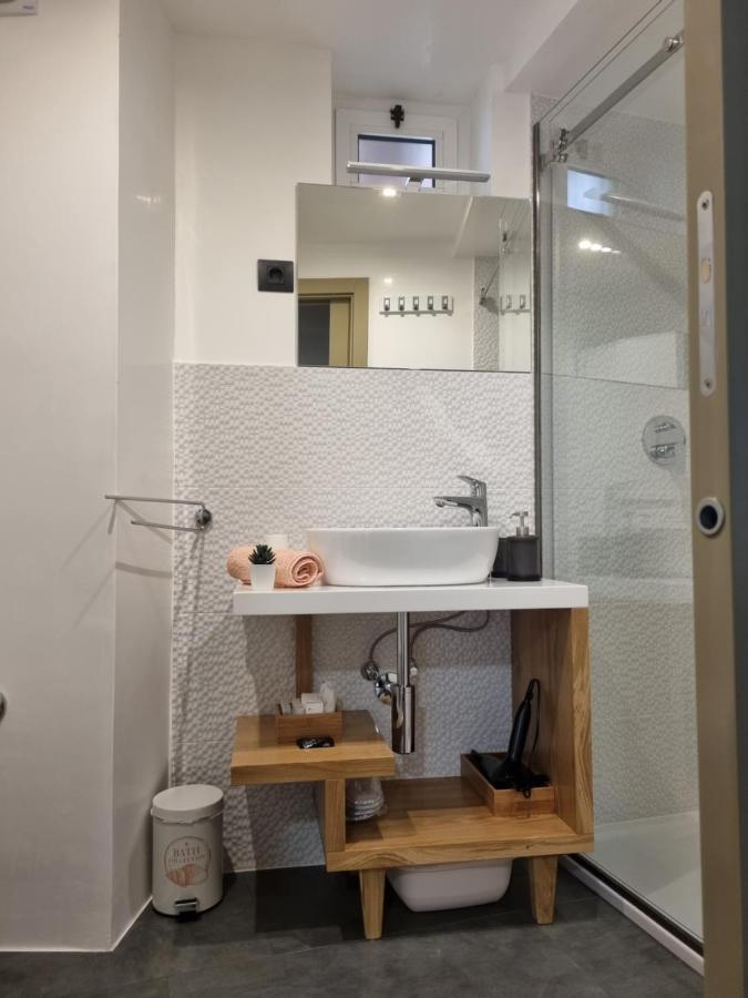 ˇdcˇ Modern Apartment Near The Church Rovinj Buitenkant foto